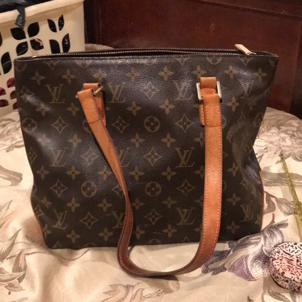 *AUTHENTIC* Louis Vuitton Bag
